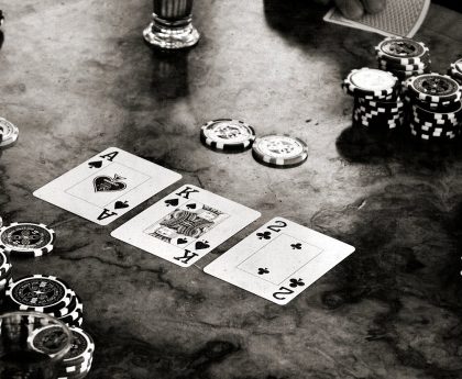 IDN Poker Showdown: Battle at the Virtual Tables