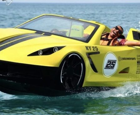 Luxury in Motion Jetcar Escapades Redefining Dubai Tours